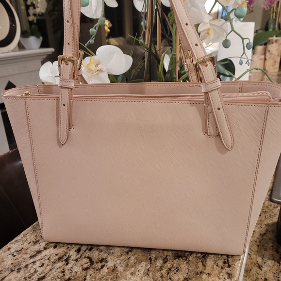 Blush pink tory Burch tote FIRM PRICE - Picture 3 of 6